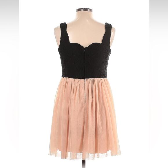 Jodi Kristopher tulle and lace cocktail party dress, size 13 - Picture 2 of 9